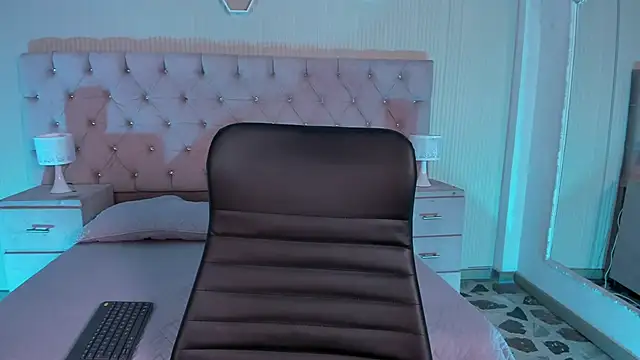 MattThompsonn online show from February 2026 11:26:01 PM