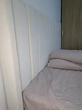 IslaBlaze online show from December 2025 01:37:01 AM