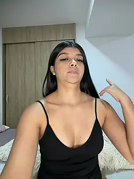 IslaBlaze online show from May 2026 07:13:01 PM