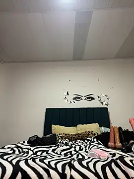 Keyler True18 online show from February 2026 01:03:02 AM