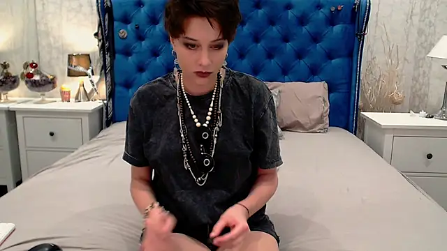 via mayer  online show from January 2026 01:11:01 AM