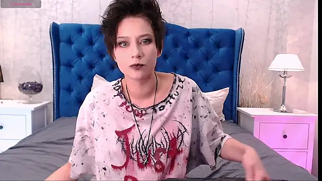via mayer  online show from September 2025 07:30:01 PM