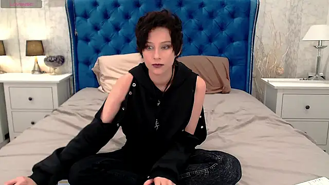 via mayer  online show from November 2025 10:09:02 AM