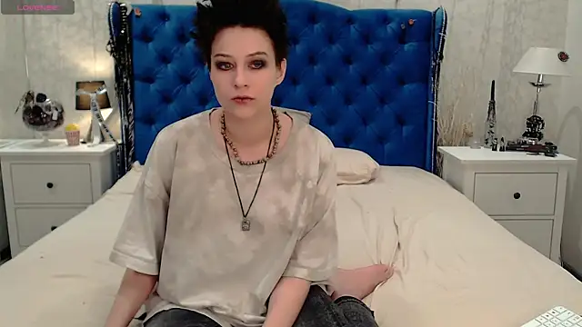 via mayer  online show from April 2026 09:04:02 PM