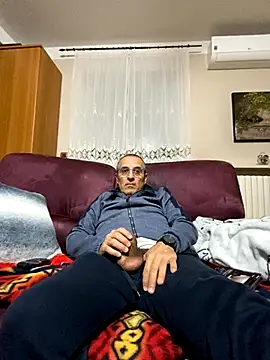 sempreilmio2 online show from November 2025 10:35:02 PM