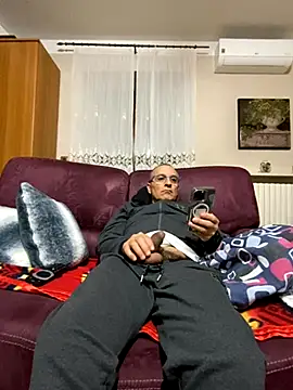 sempreilmio2 online show from November 2025 12:11:02 AM