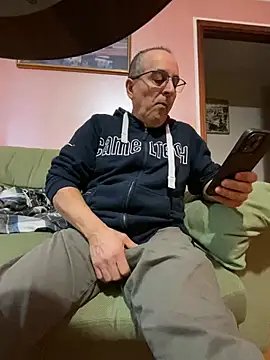 sempreilmio2 online show from February 2025 06:55:01 PM