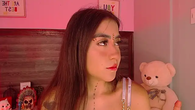 AdaaMillan online show from November 2025 12:09:02 PM