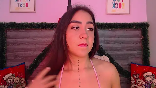 AdaaMillan online show from December 2025 08:09:02 PM