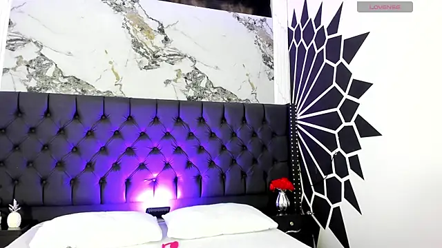 EthaanCox online show from April 2026 09:27:02 PM