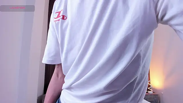 EthaanCox online show from January 2026 09:52:01 PM