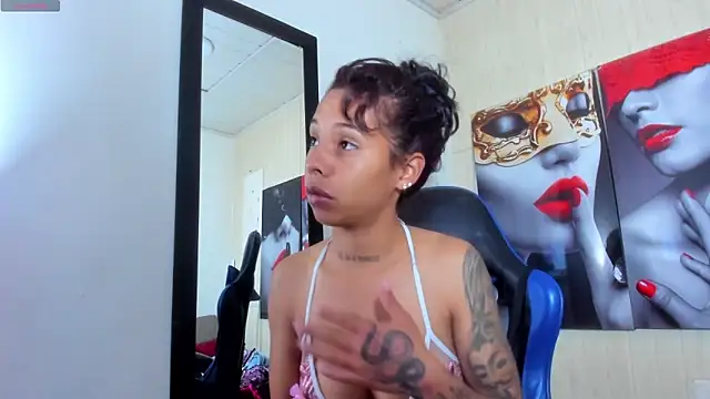 Miss sparkle00 online show from December 2025 04:25:01 AM