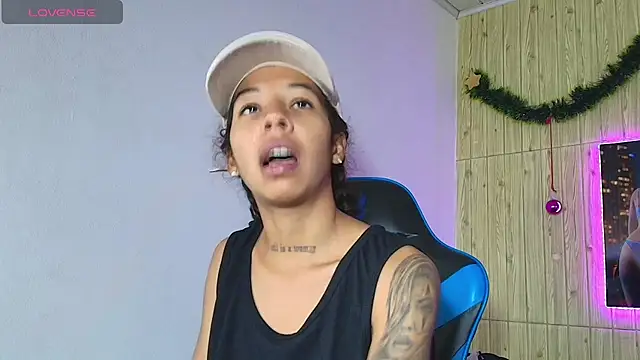 Miss sparkle00 online show from January 2026 08:13:02 PM