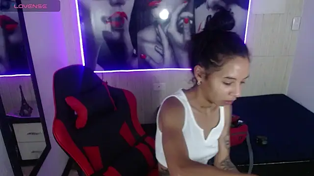 Miss sparkle00 online show from January 2026 08:13:02 PM