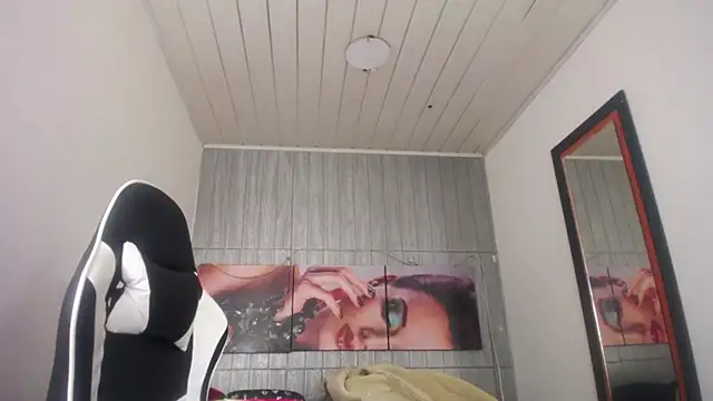 Miss sparkle00 online show from November 2025 04:16:02 AM