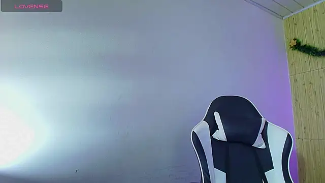 Miss sparkle00 online show from December 2025 05:24:02 AM