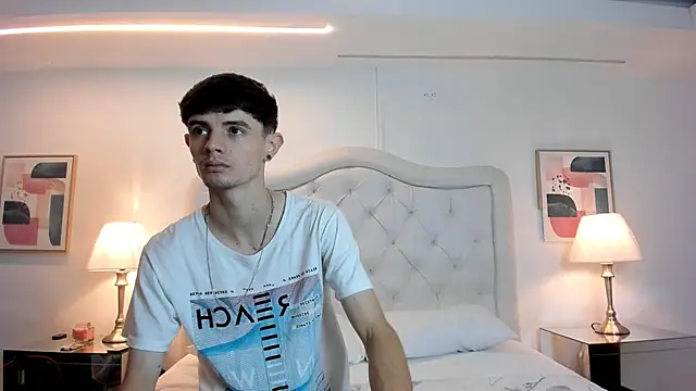 Snapshot of connor_and_angel chatting on March 2025 07:32:01 PM connor and angel online show from March 2025 07:32:01 PM