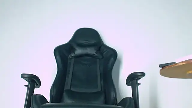 matteo rivas online show from March 2026 10:38:02 AM