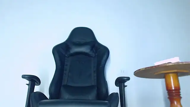 matteo rivas online show from February 2026 11:24:01 PM