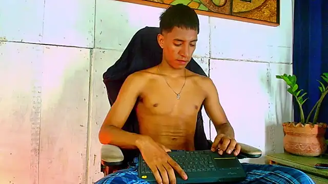 matteo rivas online show from October 2025 10:21:02 PM