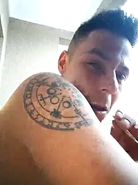Santanacumxplod online show from March 2025 09:35:01 PM
