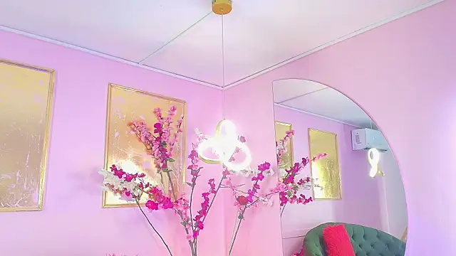 scarlette69 online show from December 2025 07:40:02 PM