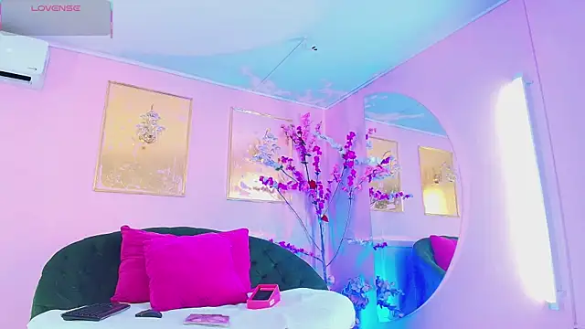 scarlette69 online show from March 2026 07:37:02 PM