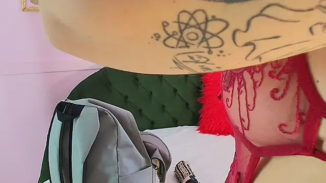 scarlette69 online show from November 2025 07:51:01 PM