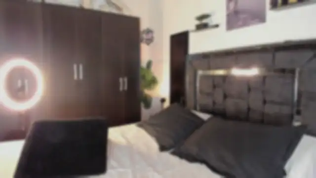 alanblack1 online show from May 2026 12:52:01 PM
