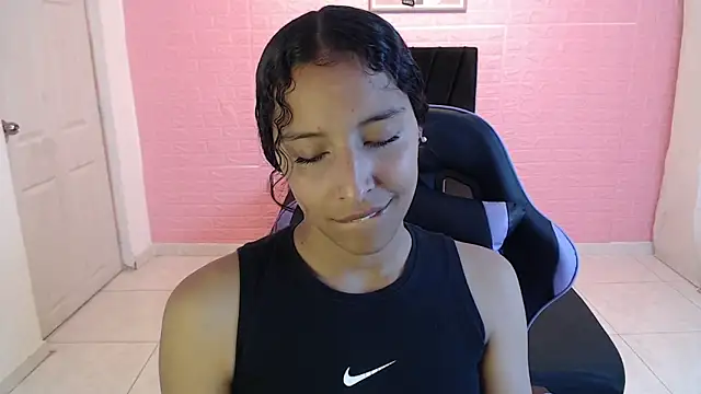 DULCE1609 online show from December 2025 10:43:01 PM