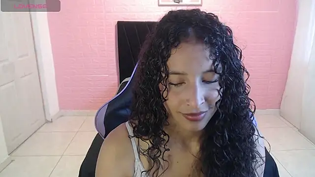 DULCE1609 online show from May 2026 07:45:02 PM