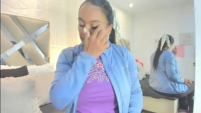 raquell moore online show from March 2026 12:39:01 PM