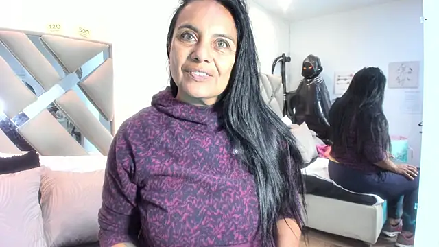 raquell moore online show from November 2025 11:37:01 AM