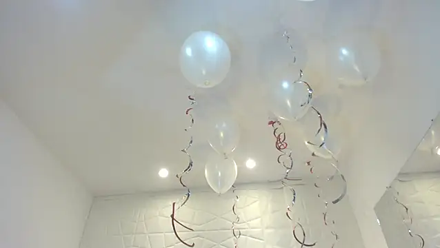 raquell moore online show from February 2026 12:17:02 PM