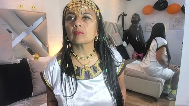 raquell moore online show from October 2025 11:51:02 AM