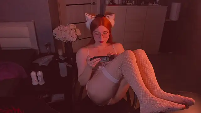 foxy jpg online show from November 2025 10:03:02 PM