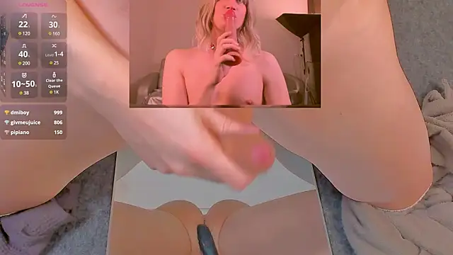 foxy jpg online show from February 2025 08:42:01 PM