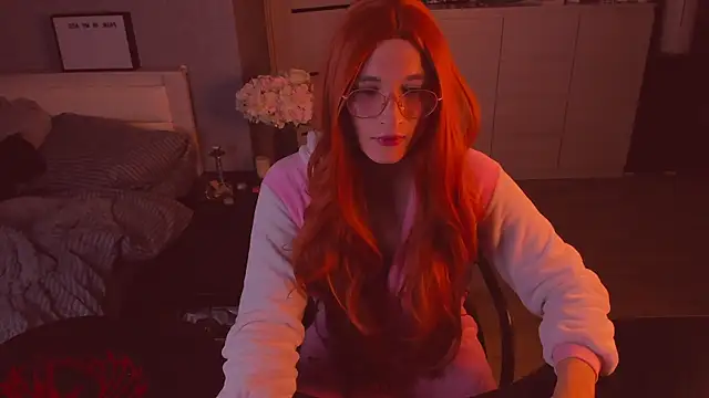 foxy jpg online show from November 2025 12:53:01 AM