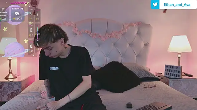 ethan and ava online show from September 2025 01:25:02 PM