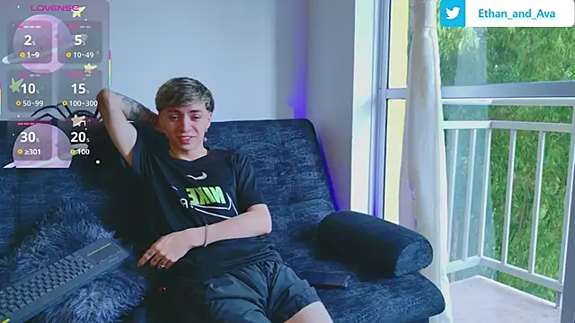 ethan and ava online show from October 2025 12:46:01 PM