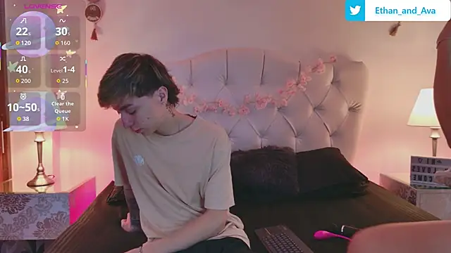 ethan and ava online show from September 2025 12:55:02 PM