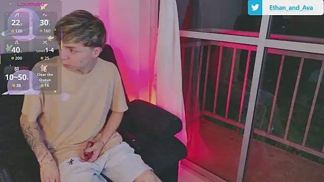 ethan and ava online show from October 2025 02:32:01 AM