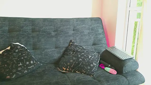 Snapshot of ethan_and_ava chatting on March 2026 01:19:02 PM ethan and ava online show from March 2026 01:19:02 PM