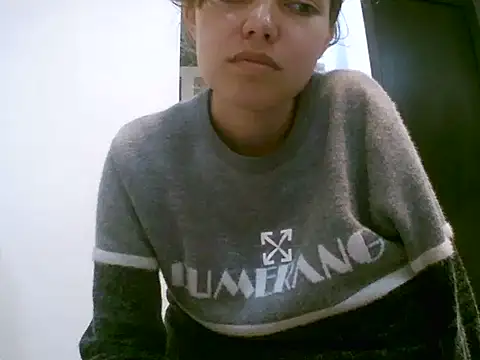 VittoriaTaylor online show from December 2025 10:25:01 PM