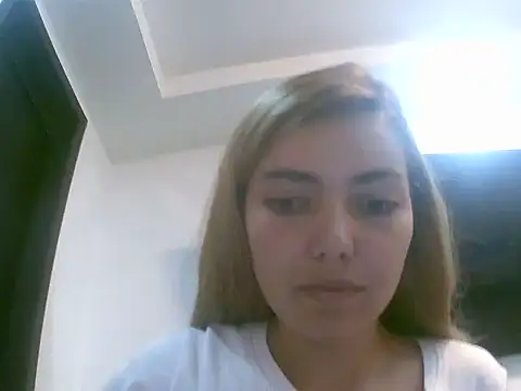 VittoriaTaylor online show from February 2026 04:51:02 PM