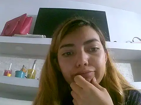 VittoriaTaylor online show from March 2026 05:58:02 PM