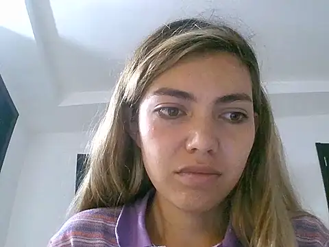VittoriaTaylor online show from April 2026 02:47:02 PM