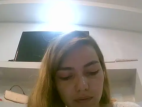 VittoriaTaylor online show from February 2026 12:59:01 PM