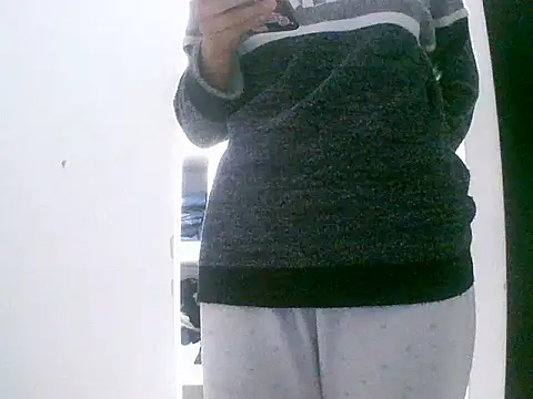 VittoriaTaylor online show from February 2026 05:43:01 PM