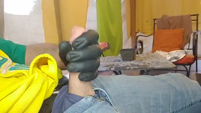 bwcbeat83 online show from March 2026 01:24:01 AM